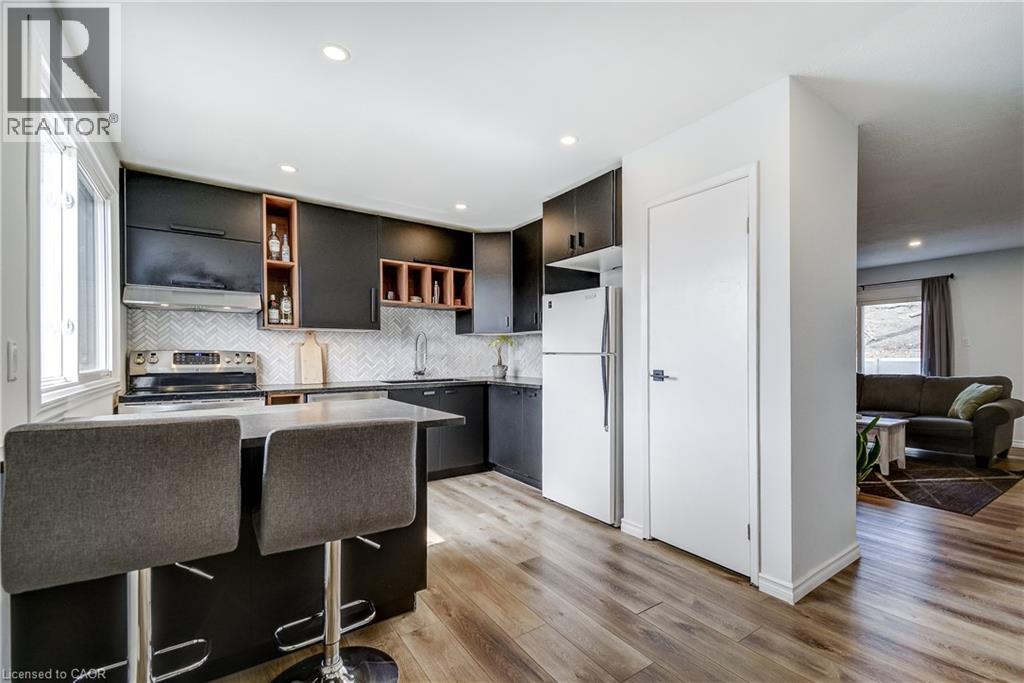 135 Chalmers Street S Unit# 18, Cambridge, Ontario  N1R 6M2 - Photo 11 - 40828265
