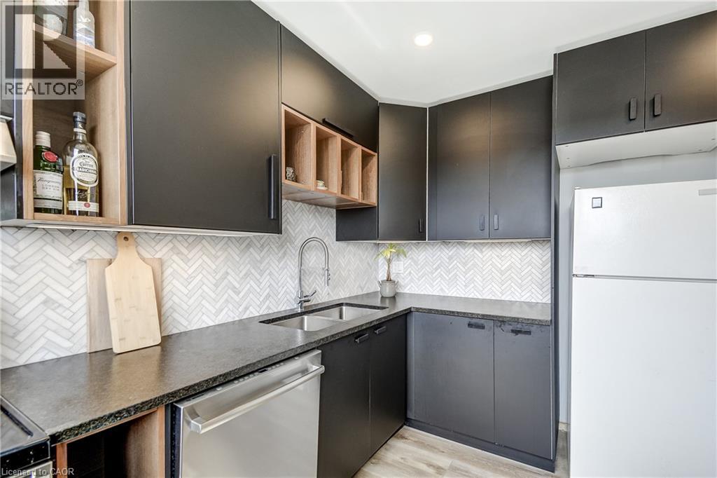 135 Chalmers Street S Unit# 18, Cambridge, Ontario  N1R 6M2 - Photo 13 - 40828265