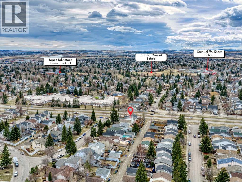 43 Millrise Crescent SW, Calgary, Alberta  T2Y 2H7 - Photo 8 - A2288261