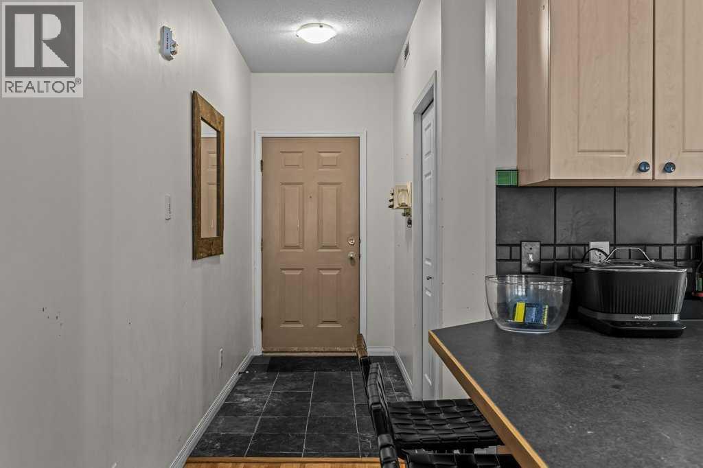 211, 176 Kananaskis Way, Canmore, Alberta  T1W 3E4 - Photo 6 - A2309192