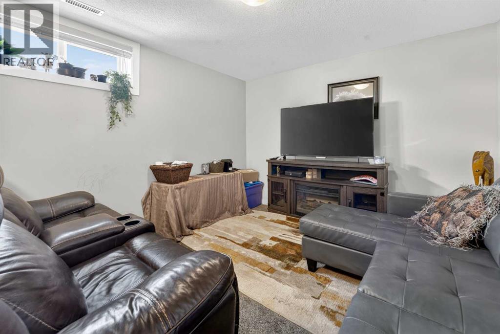 1112 28a Street S, Lethbridge, Alberta  T1K 2W7 - Photo 25 - A2306480