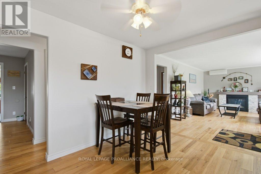 86 Store Street, Quinte West, Ontario  K8V 4J2 - Photo 18 - X13099038