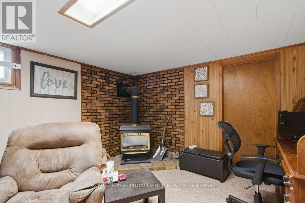86 Store Street, Quinte West, Ontario  K8V 4J2 - Photo 27 - X13099038
