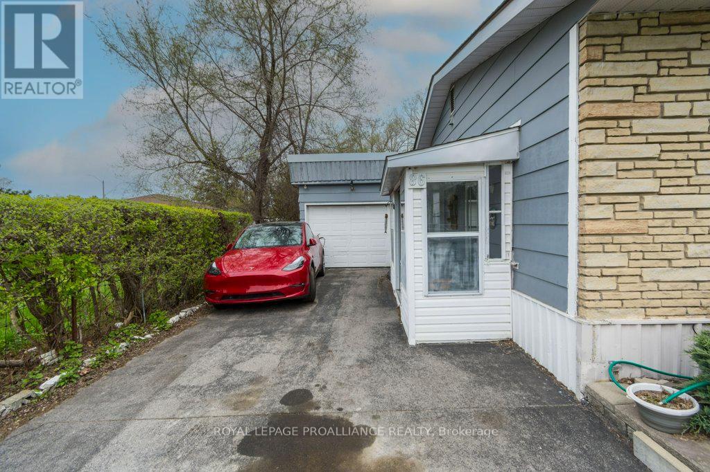 86 Store Street, Quinte West, Ontario  K8V 4J2 - Photo 32 - X13099038