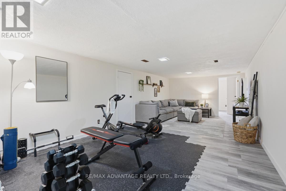937 Luxton Drive, London North, Ontario  N6H 3E1 - Photo 31 - X13099050