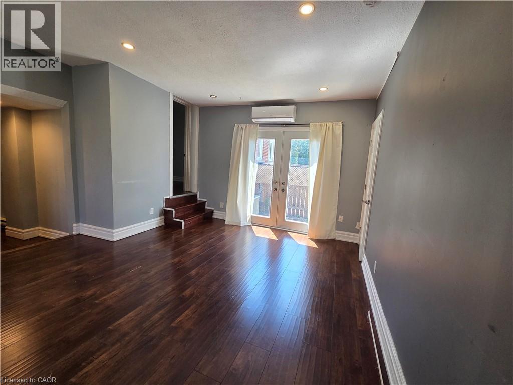 2021 Edinburgh Drive Unit# Main, Burlington, Ontario  L7R 2C8 - Photo 15 - 40821884