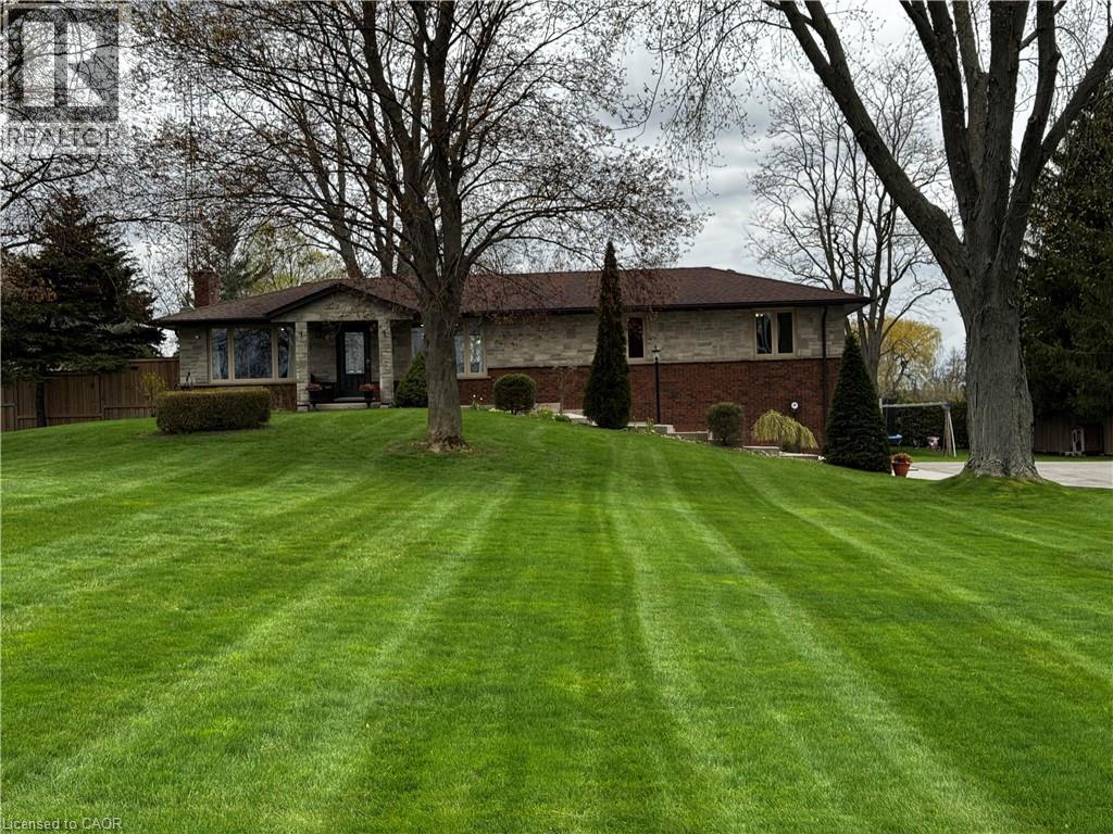 15 ORKNEY Road, Lynden, Ontario