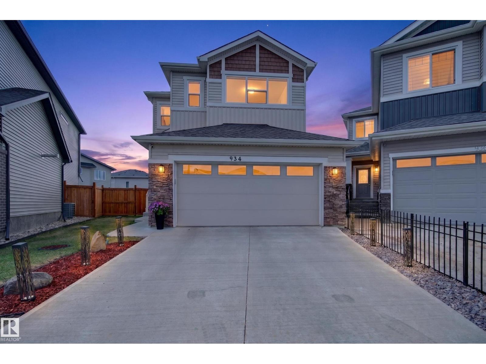 934 BERG PL, leduc, Alberta