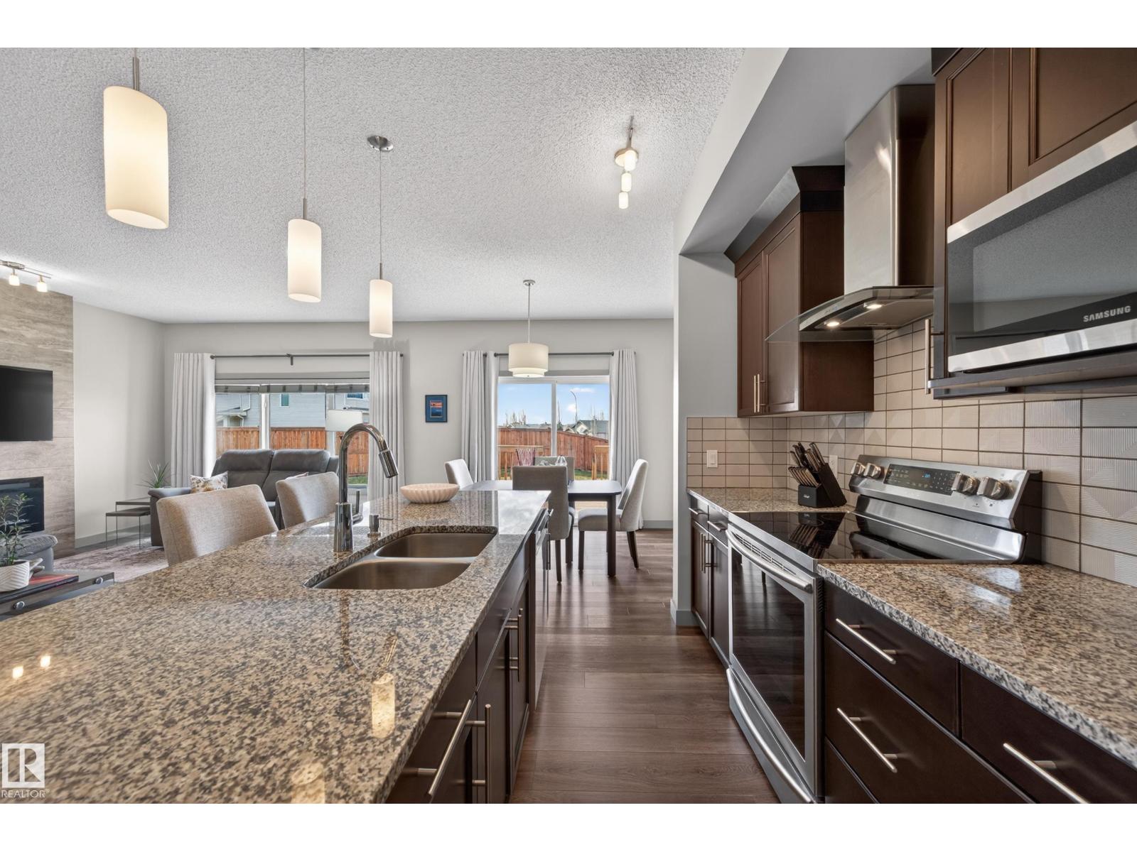 934 Berg Pl, Leduc, Alberta  T9E 1J6 - Photo 11 - E4486376