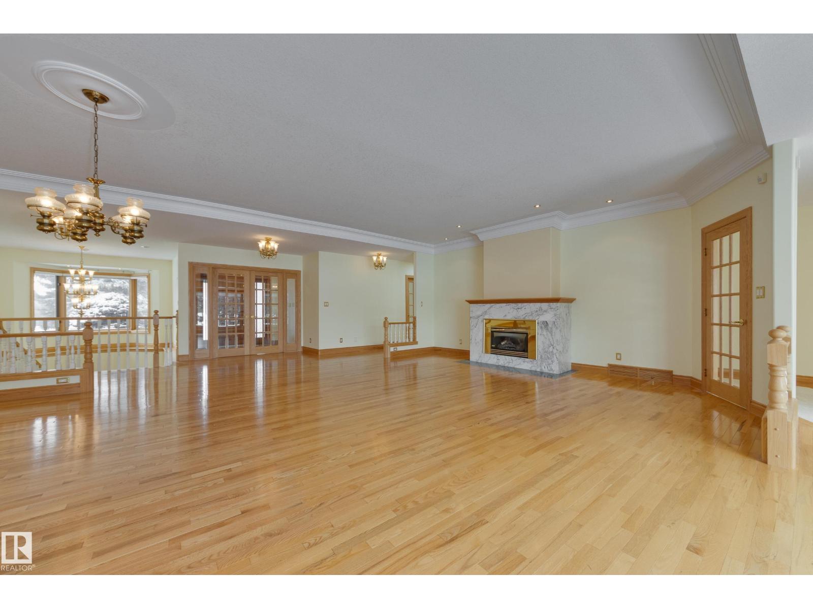 18 Westbrook Dr Nw, Edmonton, Alberta  T6J 2C9 - Photo 4 - E4486379