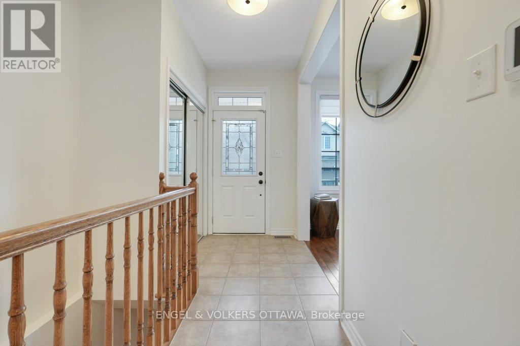 2531 Stone Cove Crescent, Ottawa, Ontario  K2J 0T2 - Photo 2 - X13099060