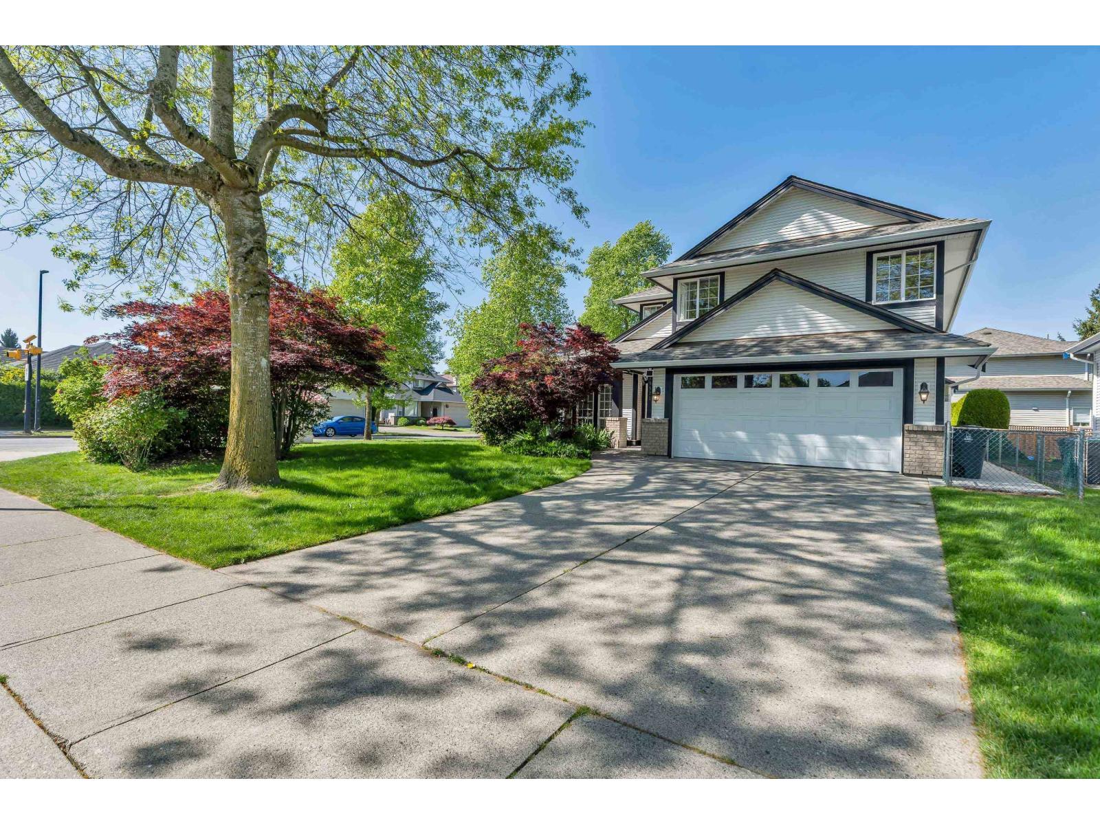 18811 65 Avenue, Surrey, British Columbia  V3S 8V1 - Photo 1 - R3120713