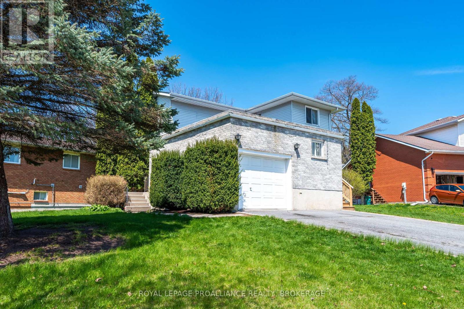 139 Dauphin Avenue, Kingston, Ontario  K7K 6W3 - Photo 2 - X13098182