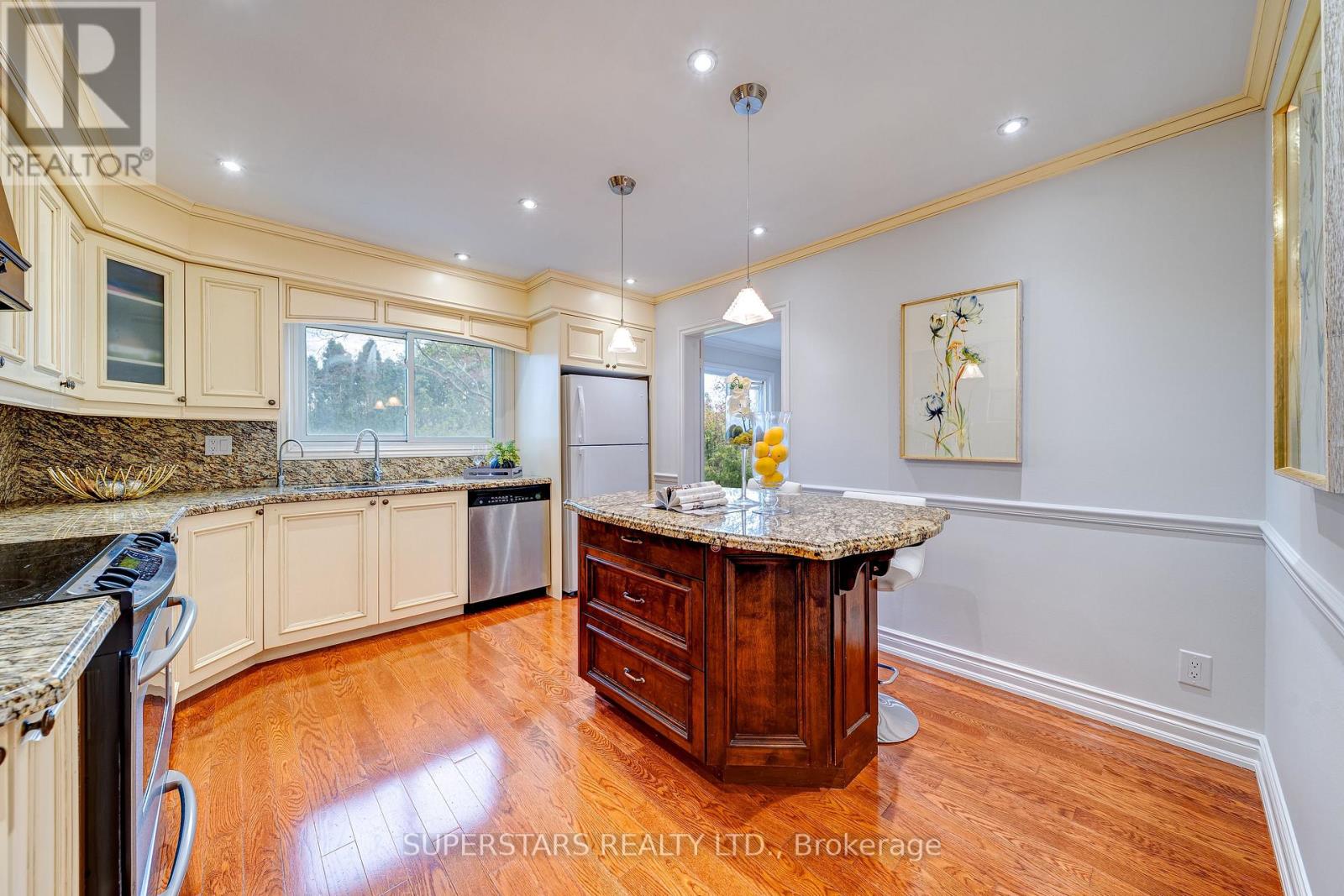 76 Hobart Drive, Toronto, Ontario  M2J 3J7 - Photo 13 - C13098952