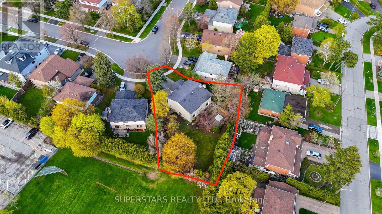 76 Hobart Drive, Toronto, Ontario  M2J 3J7 - Photo 2 - C13098952