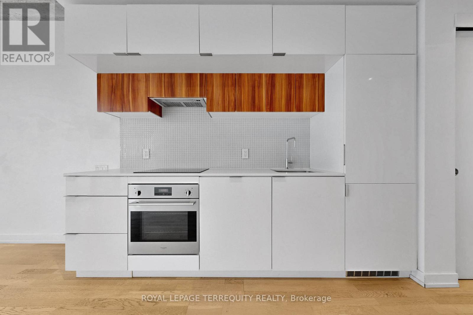 2802 - 185 Roehampton Avenue, Toronto, Ontario  M4P 0C6 - Photo 10 - C13099282