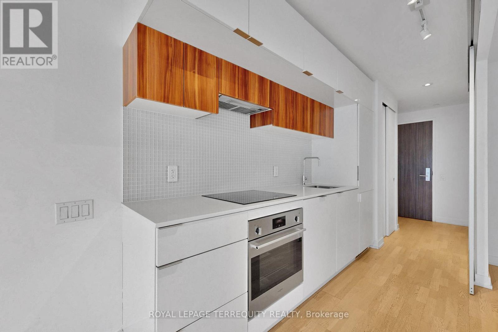 2802 - 185 Roehampton Avenue, Toronto, Ontario  M4P 0C6 - Photo 11 - C13099282