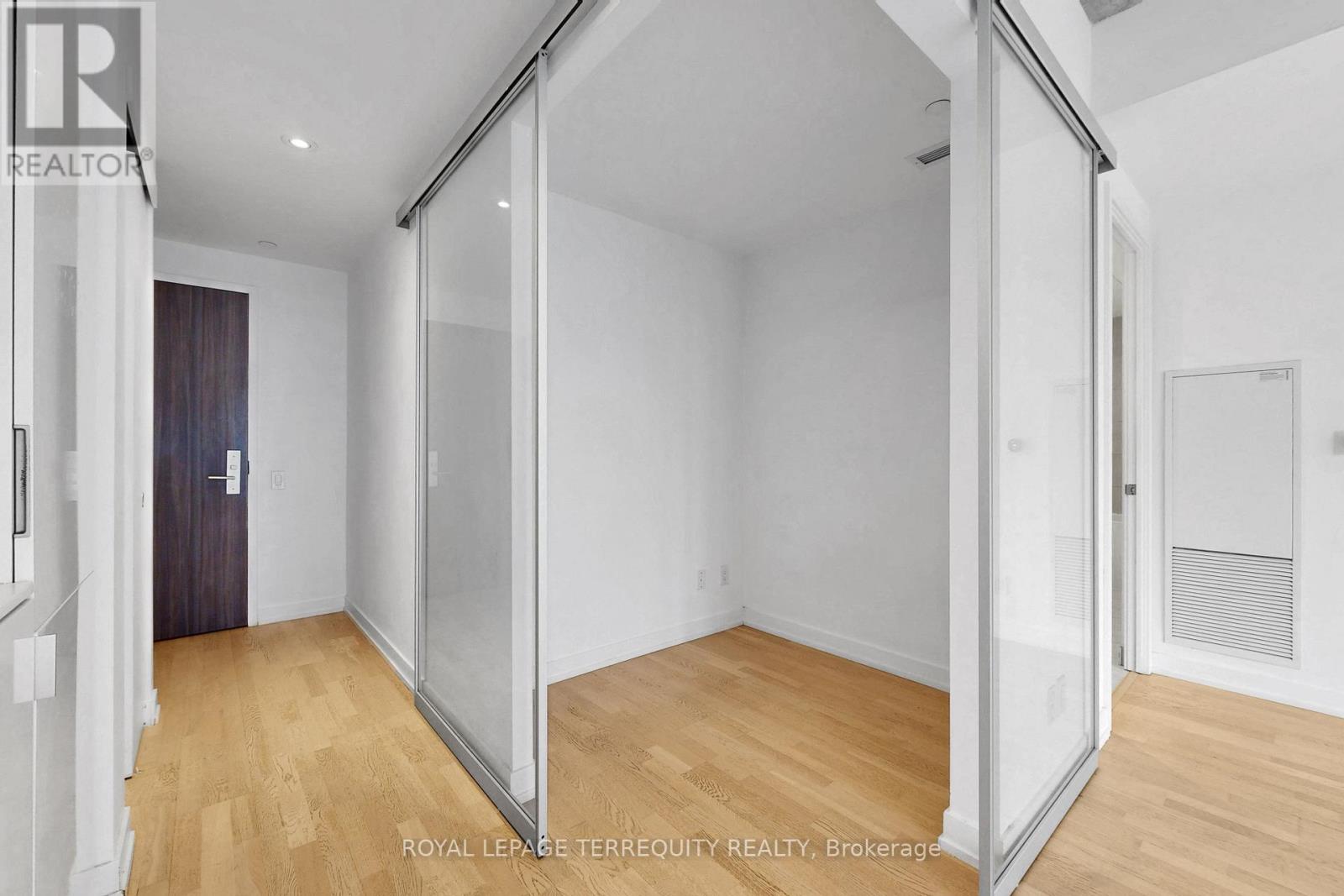 2802 - 185 Roehampton Avenue, Toronto, Ontario  M4P 0C6 - Photo 7 - C13099282