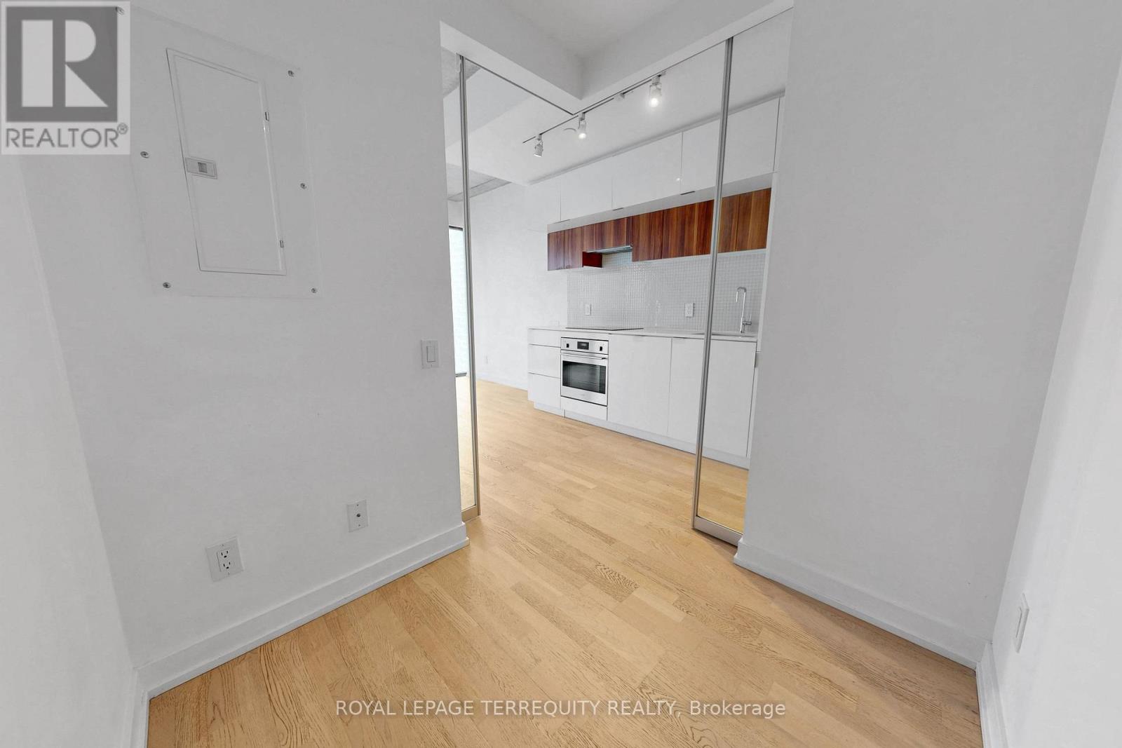 2802 - 185 Roehampton Avenue, Toronto, Ontario  M4P 0C6 - Photo 8 - C13099282
