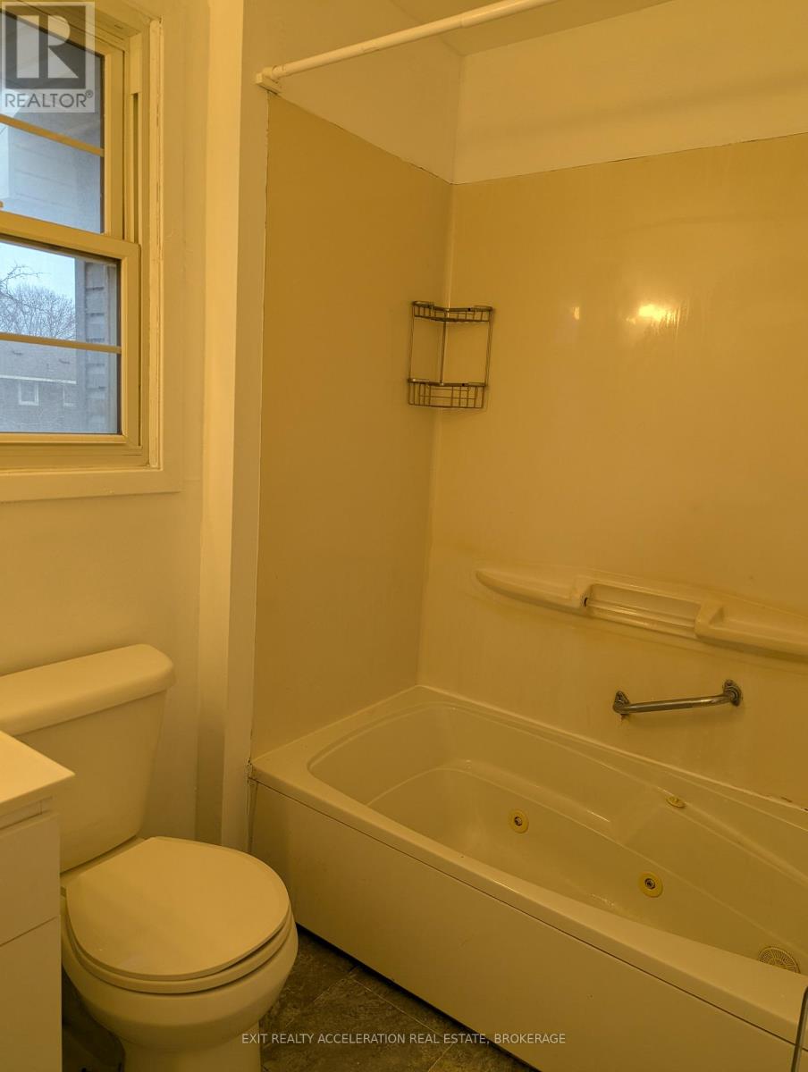 17 - 19 Macphearson Avenue, Kingston, Ontario  K7M 6W4 - Photo 8 - X13098980