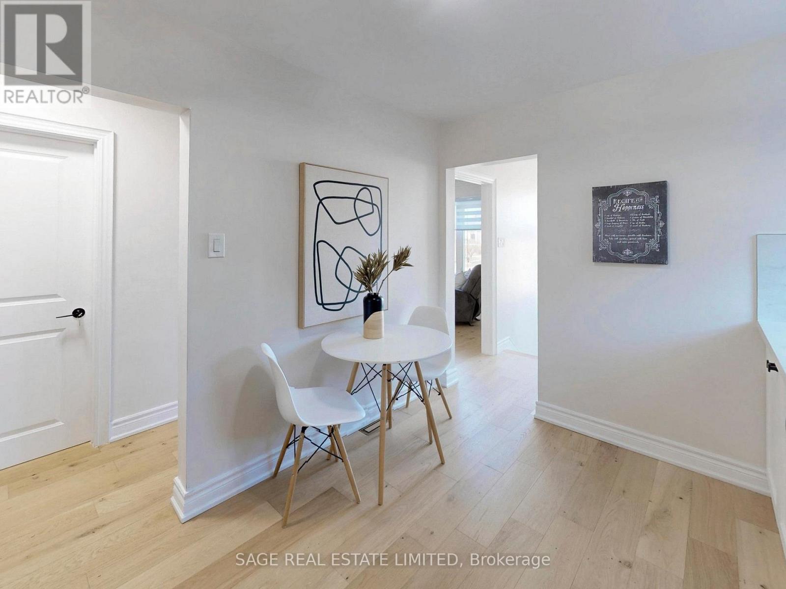 8 Lombardy Crescent, Toronto, Ontario  M1K 4N8 - Photo 6 - E13098966