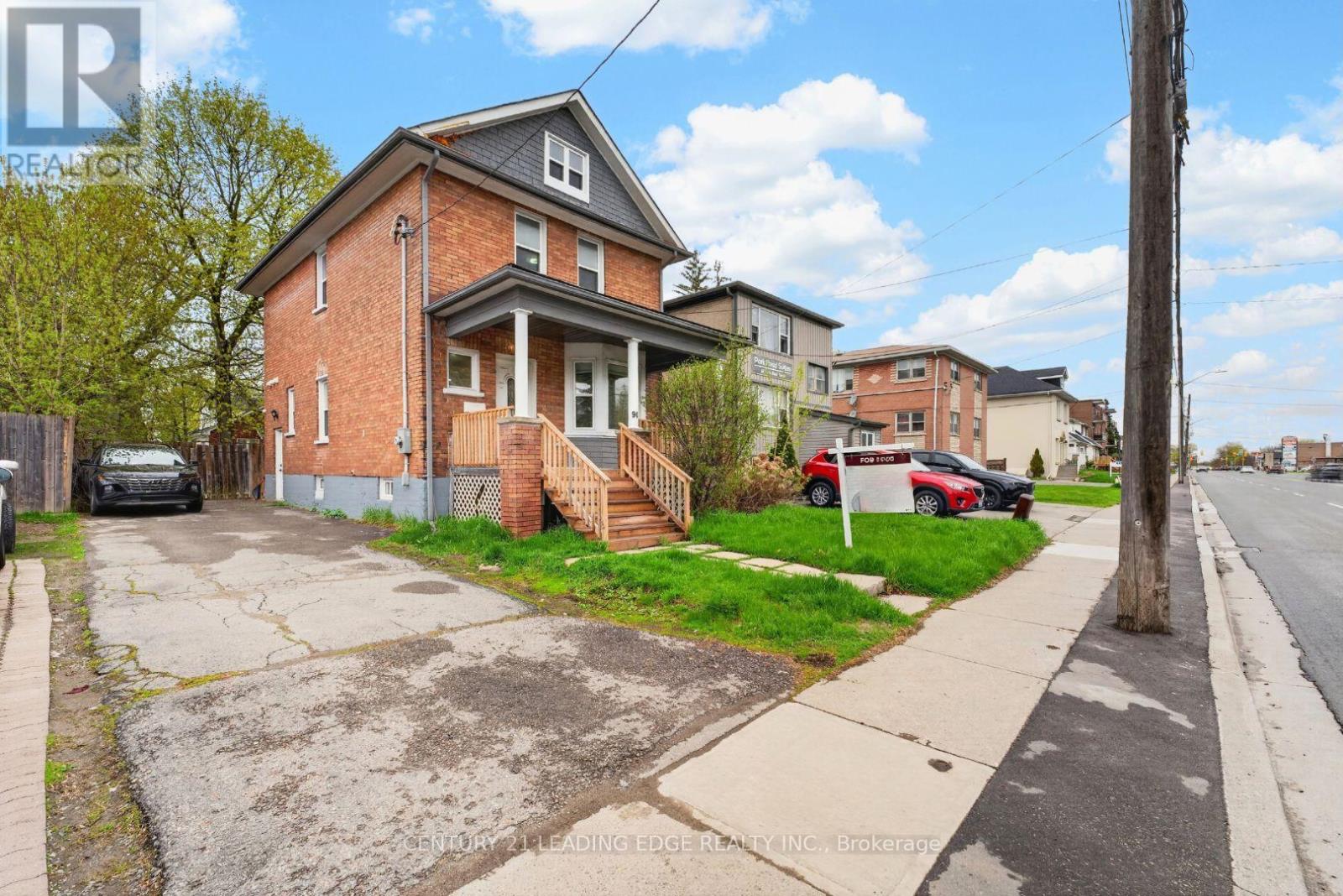 90 PARK ROAD S, Oshawa, Ontario