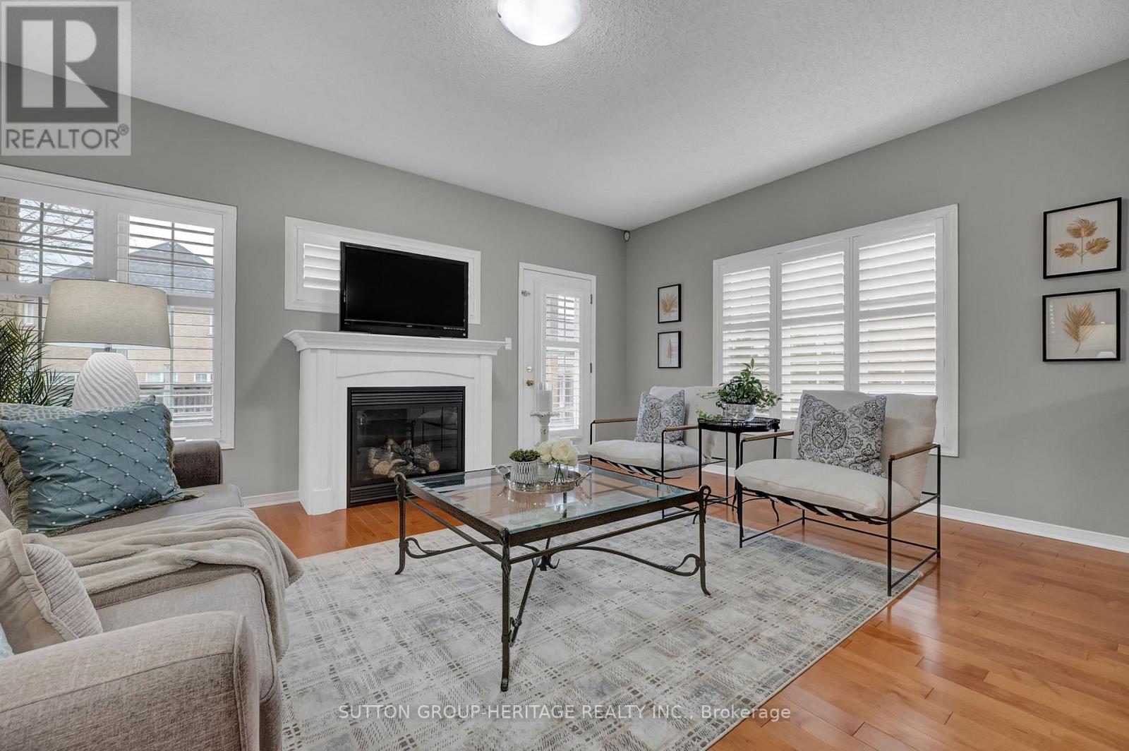 951 Barbados Street, Oshawa, Ontario  L1J 0A6 - Photo 19 - E13099106