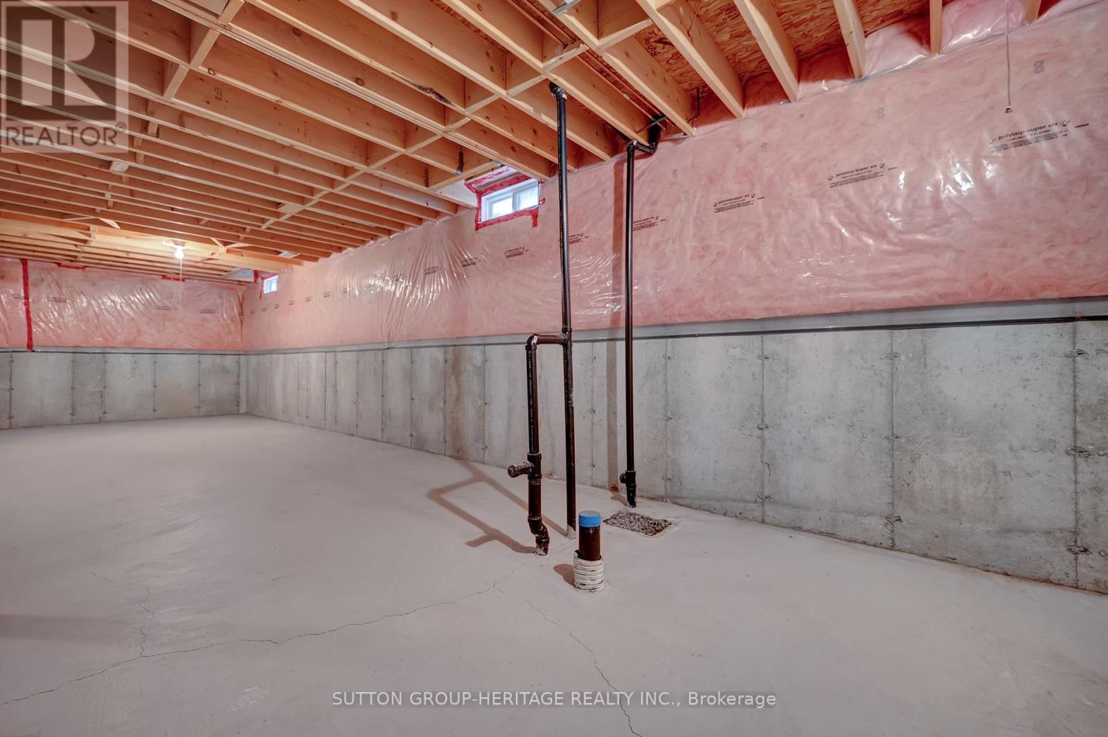 951 Barbados Street, Oshawa, Ontario  L1J 0A6 - Photo 36 - E13099106