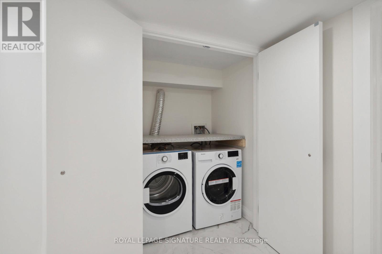 Lower - 36 Tennis Crescent, Toronto, Ontario  M4K 1J3 - Photo 4 - E13099132