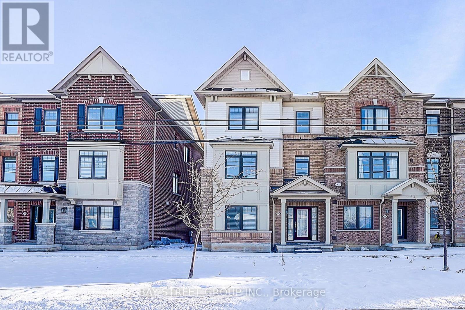 10943 Victoria Square Boulevard, Markham, Ontario  L6C 0Z3 - Photo 2 - N13099054