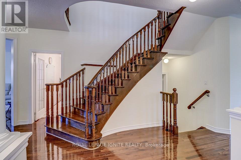 200 Ivy Glen Drive, Vaughan, Ontario  L6A 0P1 - Photo 12 - N13099062