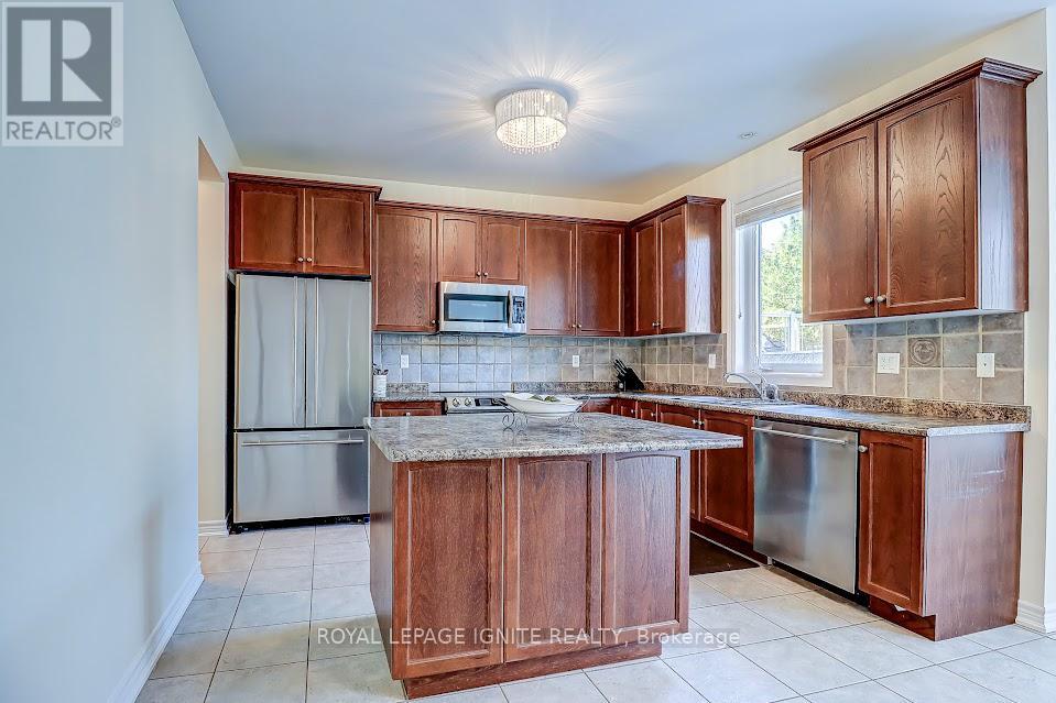 200 Ivy Glen Drive, Vaughan, Ontario  L6A 0P1 - Photo 17 - N13099062