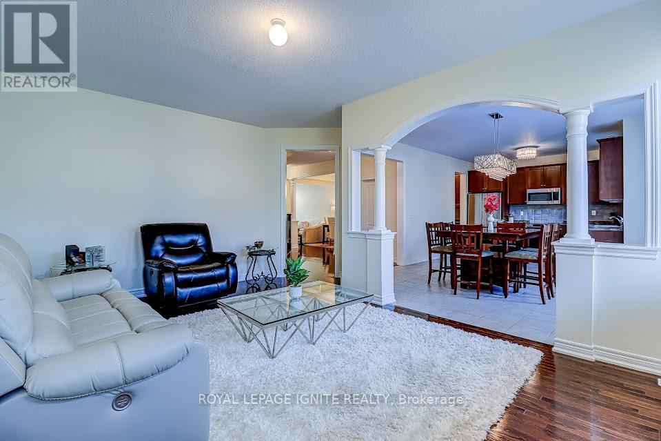 200 Ivy Glen Drive, Vaughan, Ontario  L6A 0P1 - Photo 20 - N13099062