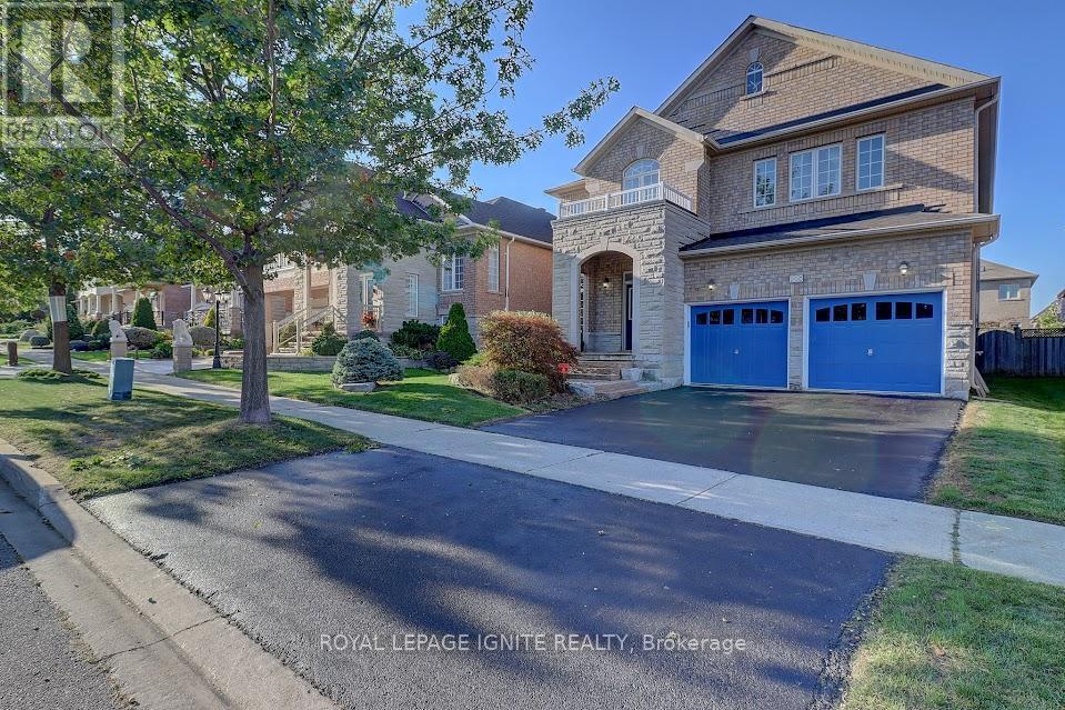 200 Ivy Glen Drive, Vaughan, Ontario  L6A 0P1 - Photo 3 - N13099062