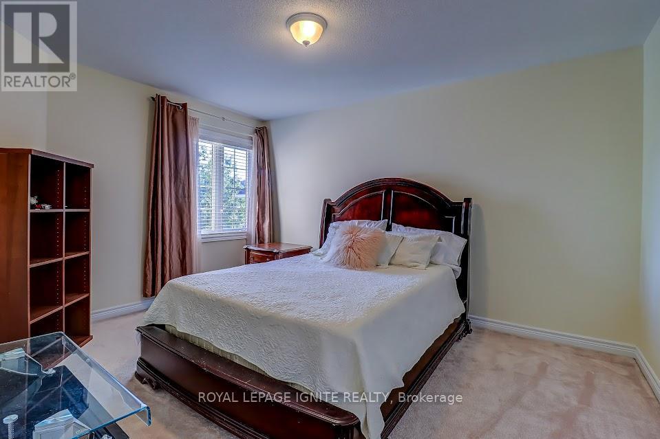 200 Ivy Glen Drive, Vaughan, Ontario  L6A 0P1 - Photo 32 - N13099062