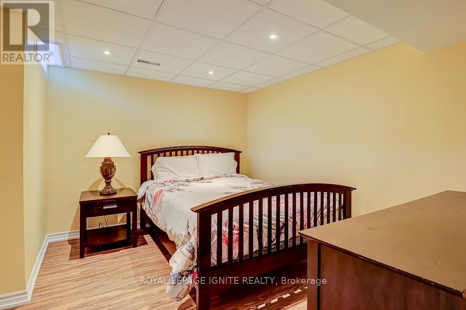 200 Ivy Glen Drive, Vaughan, Ontario  L6A 0P1 - Photo 35 - N13099062
