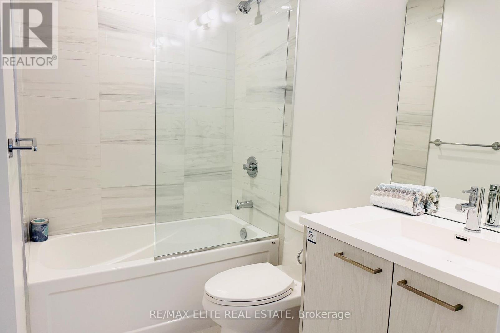3307 - 28 Interchange Way, Vaughan, Ontario  L4K 0P8 - Photo 6 - N13099230