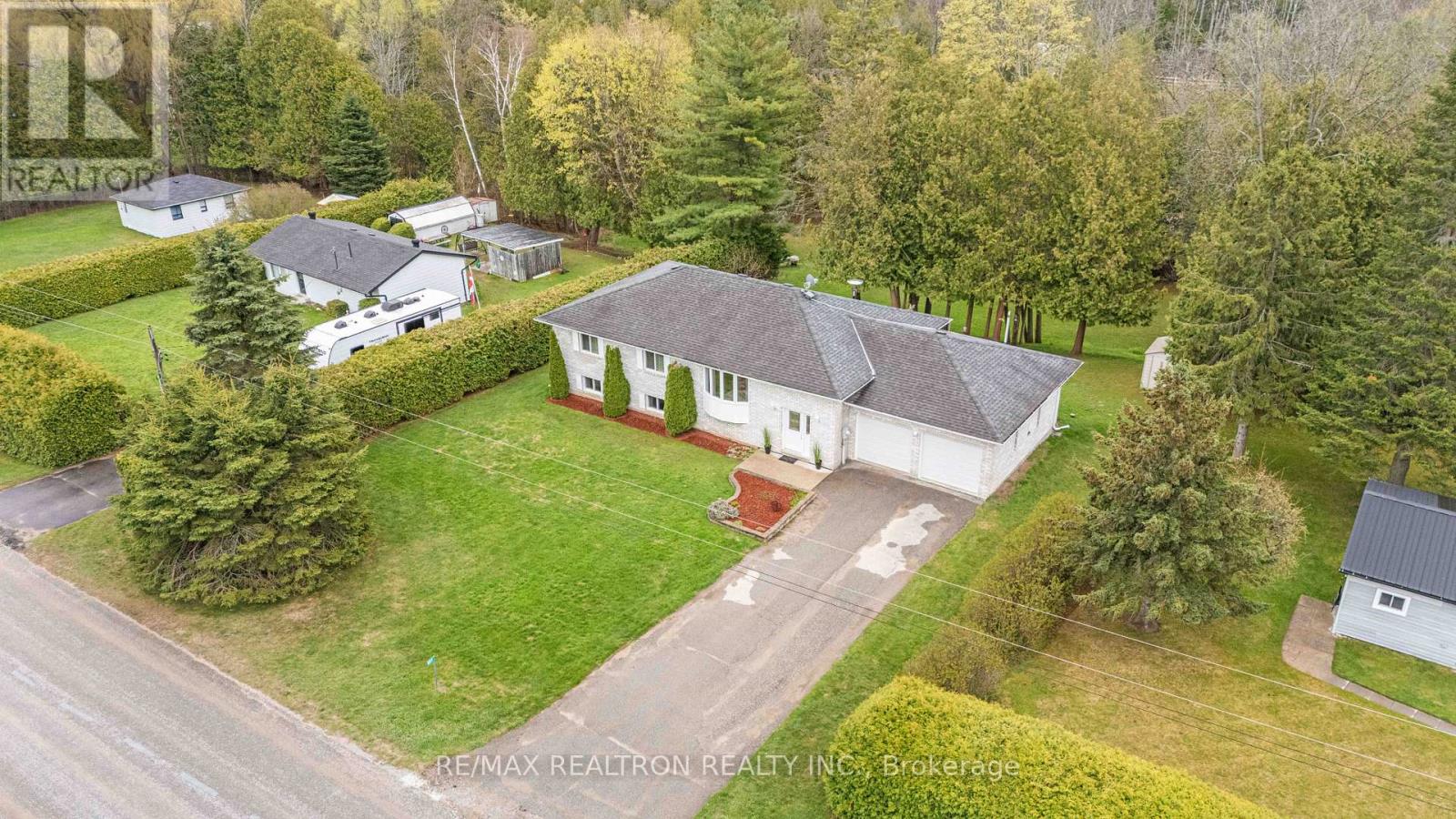 8977 Boyne River Road, Adjala-Tosorontio, Ontario  L0M 1J0 - Photo 5 - N13099276