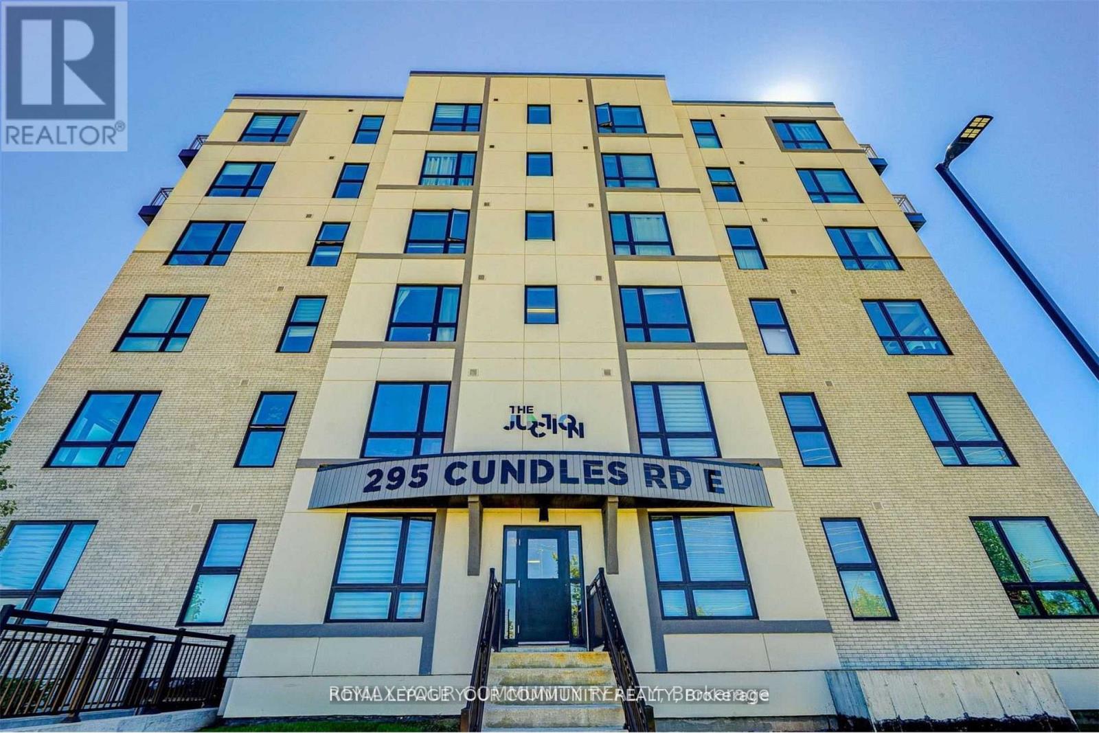 304 - 295 CUNDLES ROAD, Barrie, Ontario