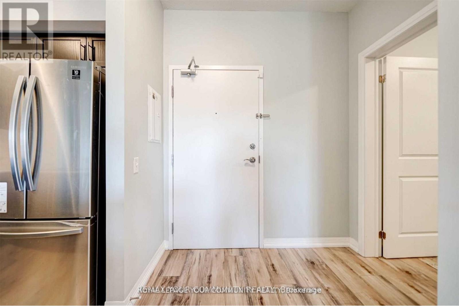 304 - 295 Cundles Road, Barrie, Ontario  L4E 1A2 - Photo 4 - S13099272