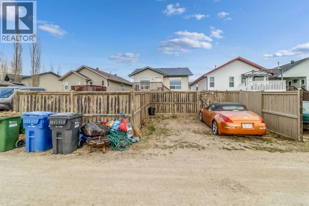 36 Lanterman Close, Red Deer, Alberta  T4R 3K3 - Photo 32 - A2308834