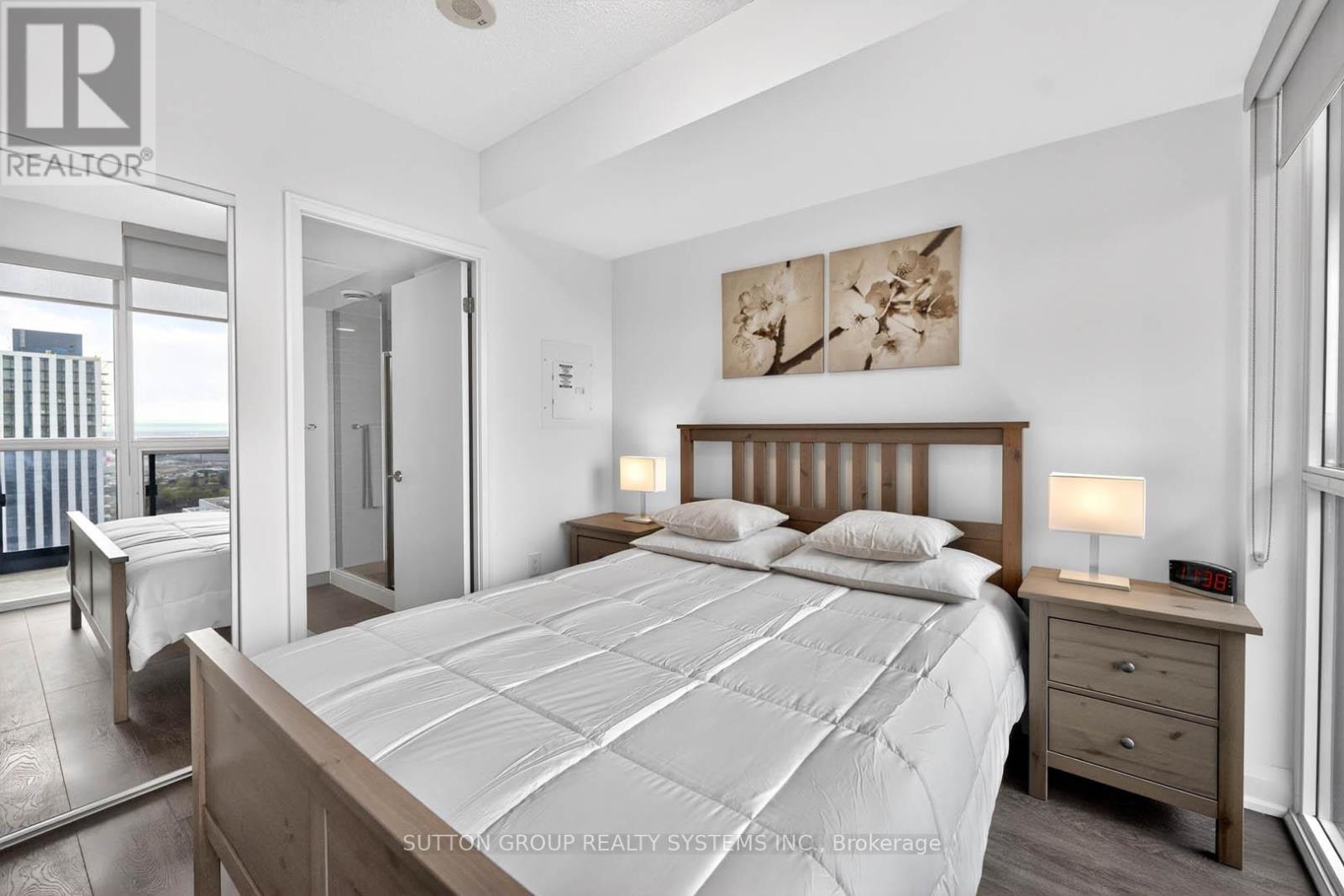 2504 - 9 Valhalla Inn Road, Toronto, Ontario  M9B 0B2 - Photo 8 - W13094020