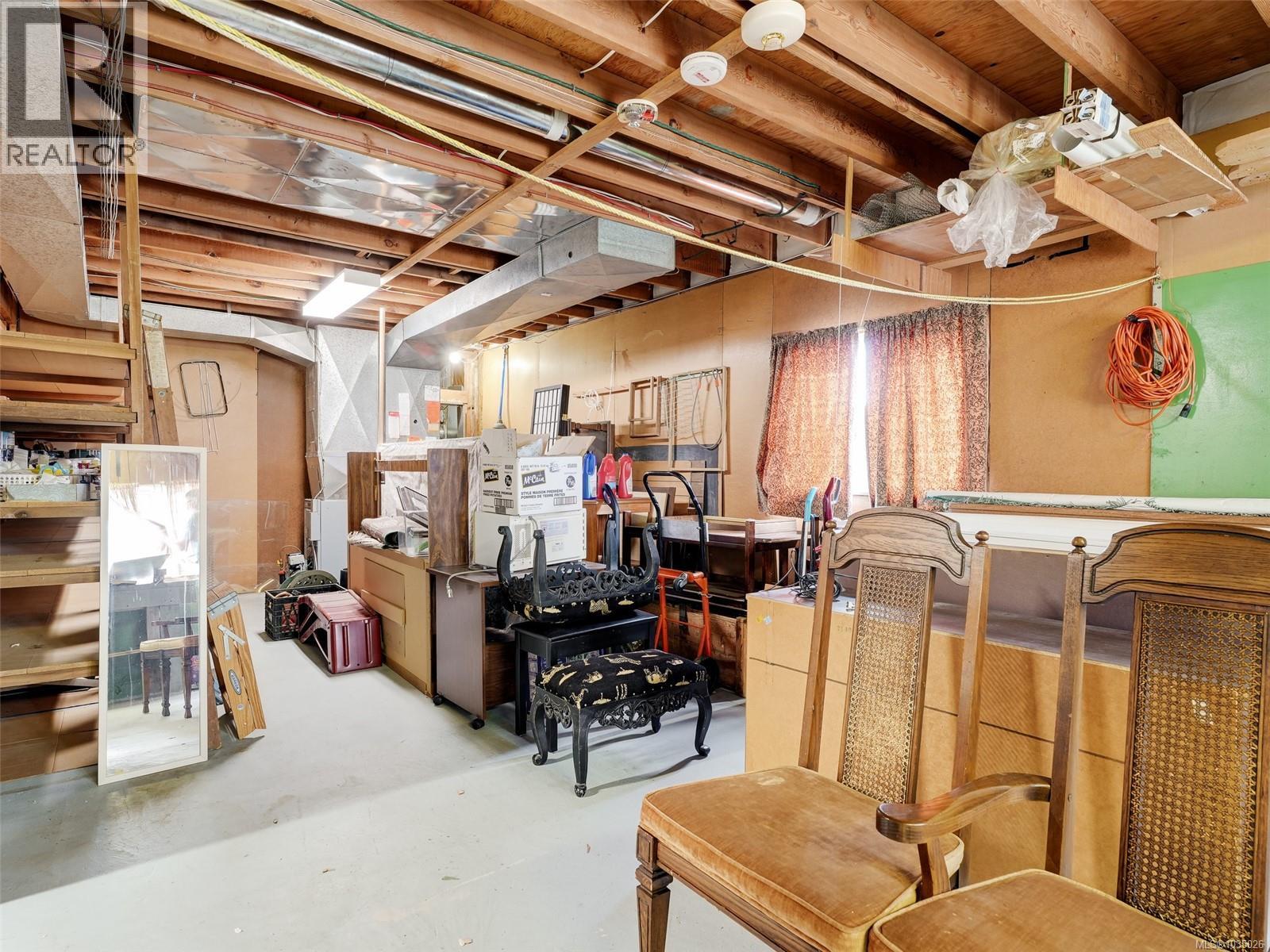 3131 Yew St, Victoria, British Columbia  V8X 1M7 - Photo 20 - 1035026