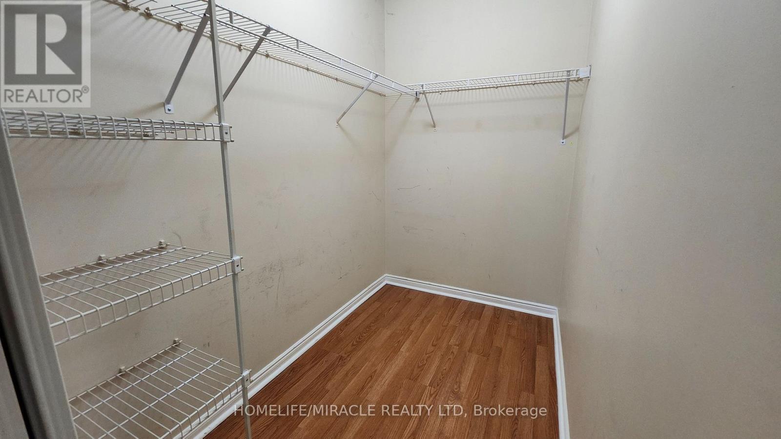 204 - 135 Hillcrest Avenue, Mississauga, Ontario  L5B 4B1 - Photo 19 - W13099014