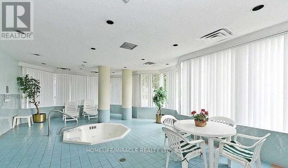 204 - 135 Hillcrest Avenue, Mississauga, Ontario  L5B 4B1 - Photo 30 - W13099014