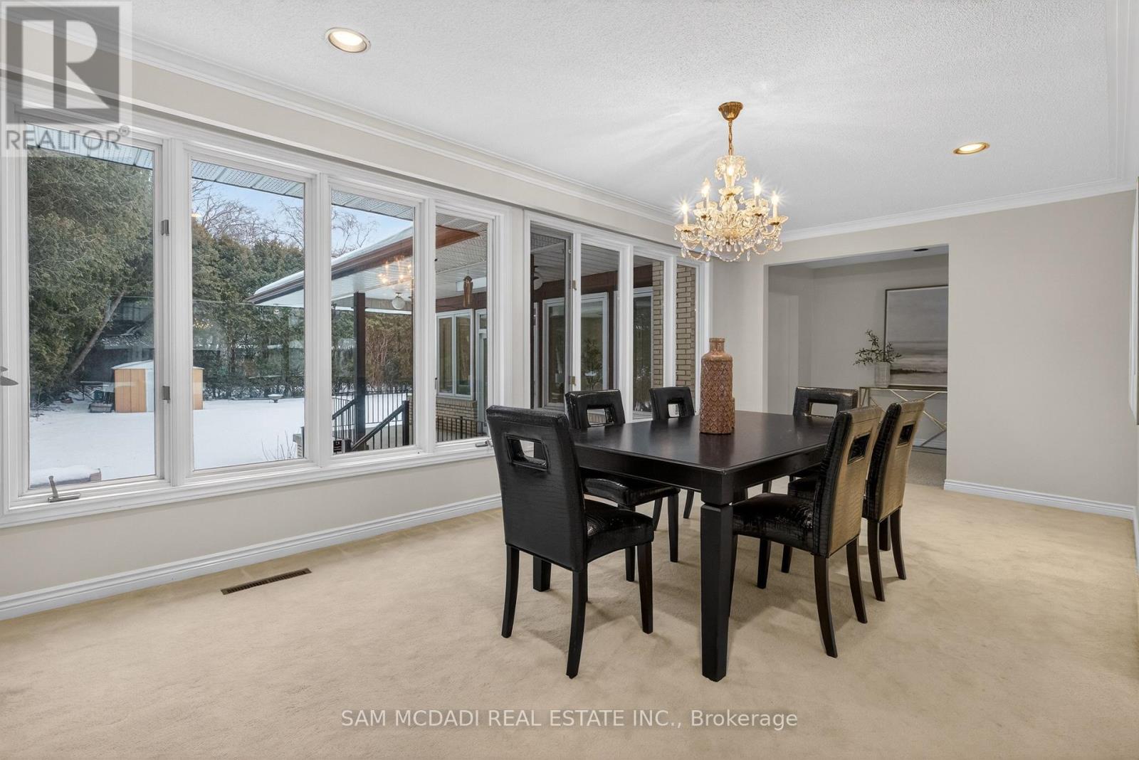 521 Vanessa Crescent, Mississauga, Ontario  L5H 2N4 - Photo 9 - W13099044