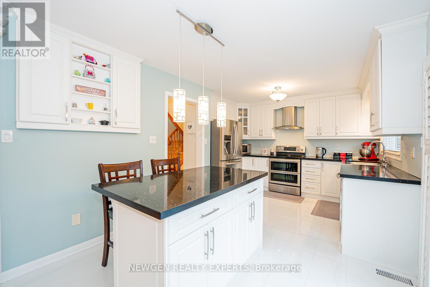 14 Mendoza Drive, Brampton, Ontario  L7A 3M3 - Photo 18 - W13099156