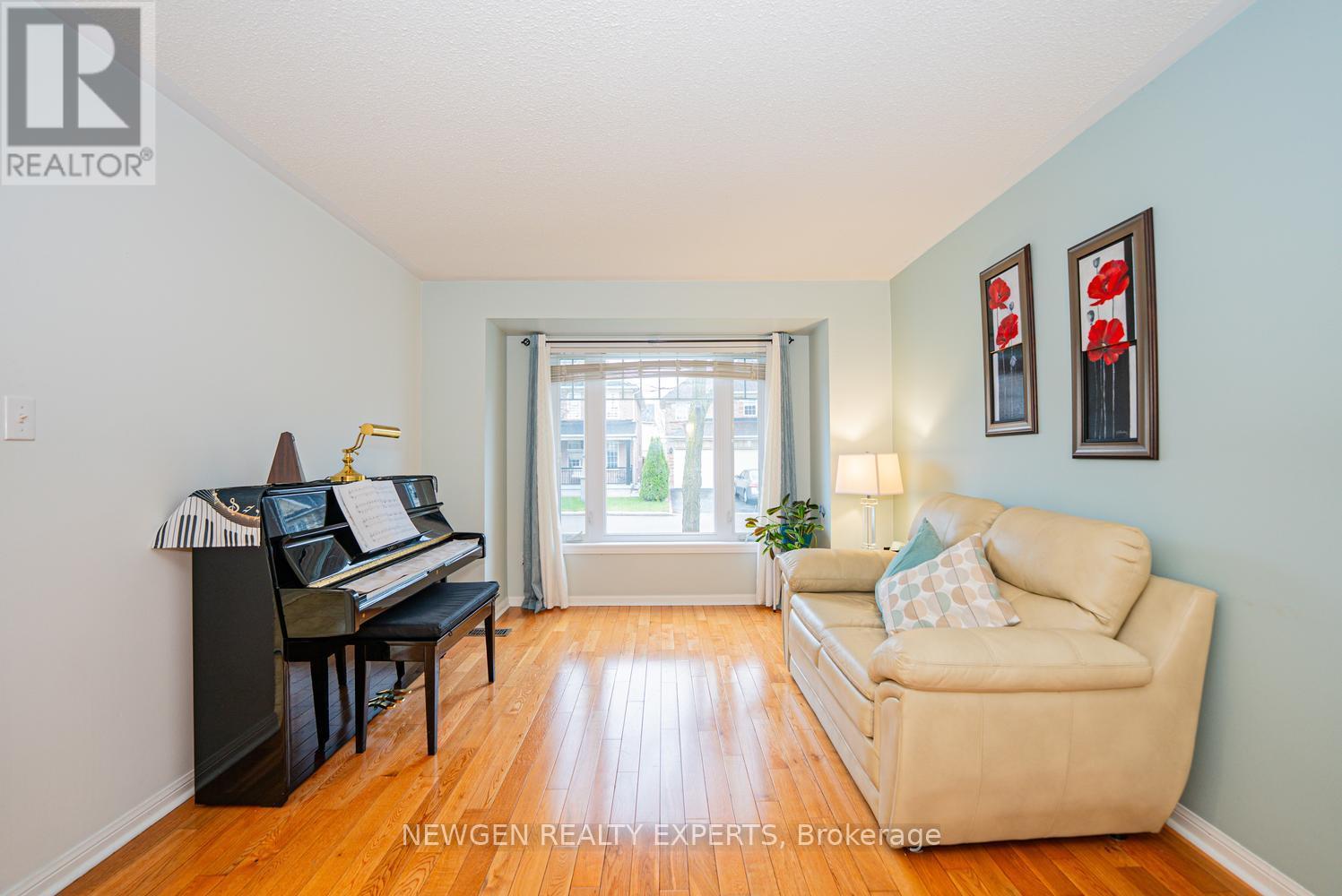 14 Mendoza Drive, Brampton, Ontario  L7A 3M3 - Photo 6 - W13099156