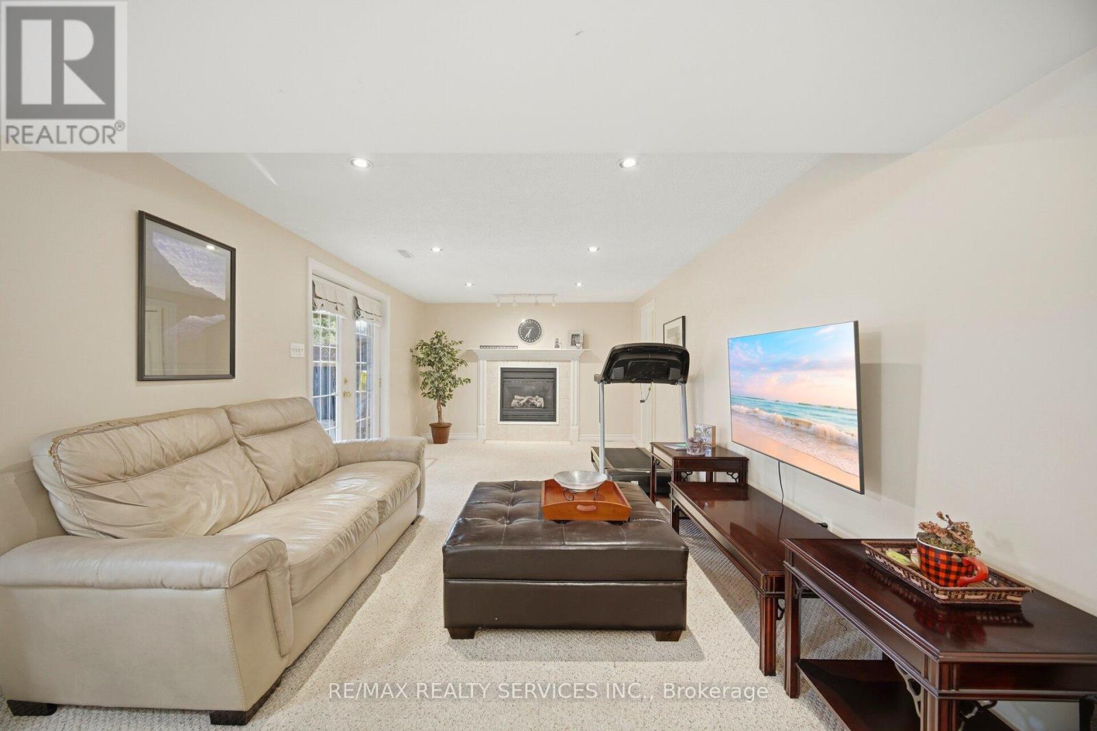 2 Whitmore Court, Brampton, Ontario  L6Z 2A5 - Photo 41 - W13099174