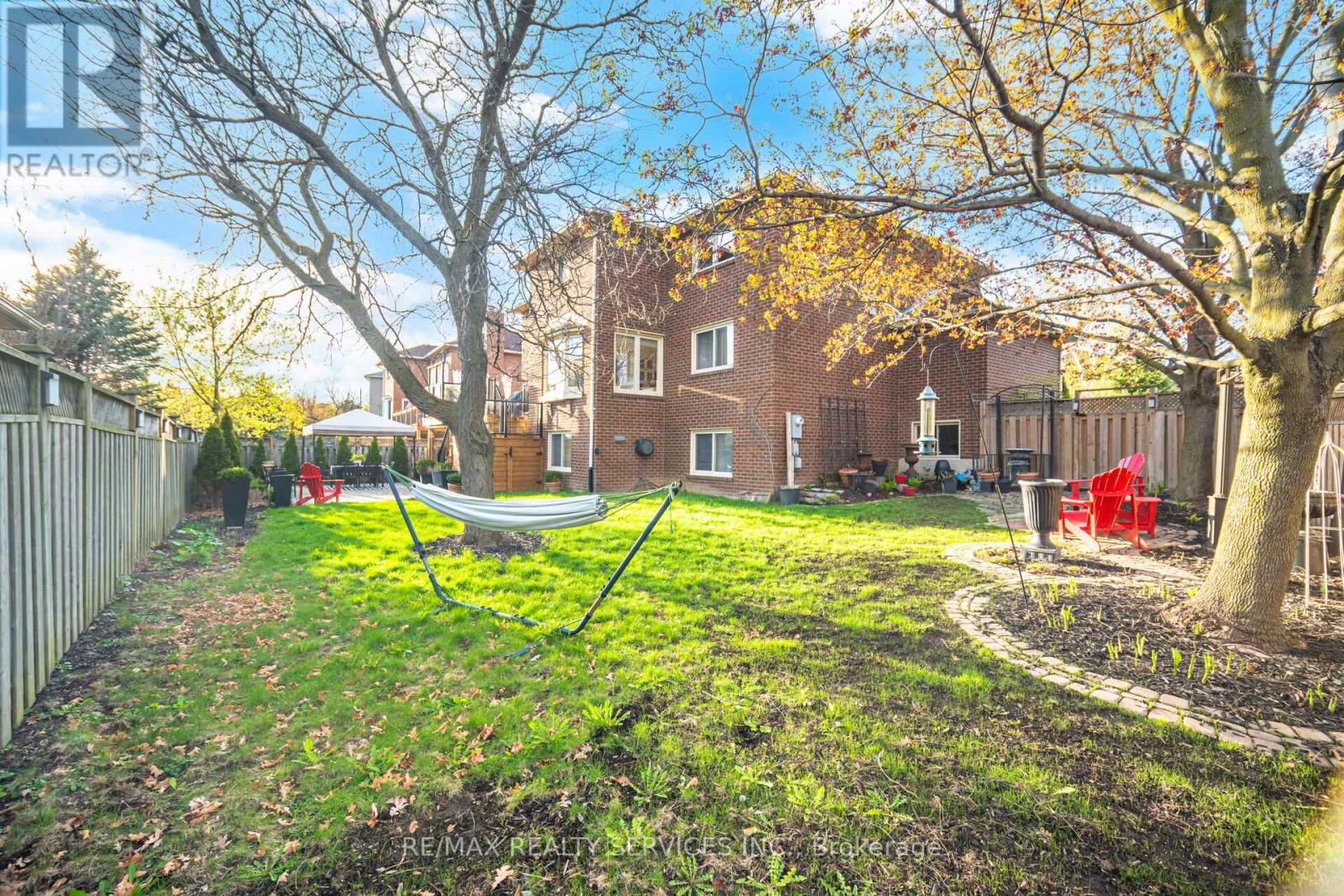 2 Whitmore Court, Brampton, Ontario  L6Z 2A5 - Photo 48 - W13099174